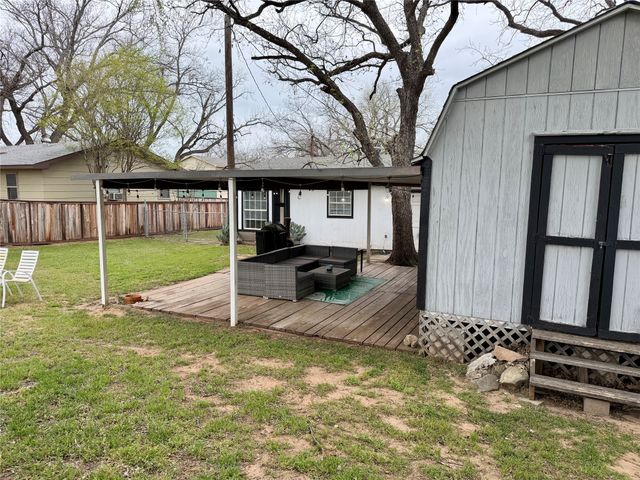 440 Hillcroft Drive, Weatherford, TX 76087