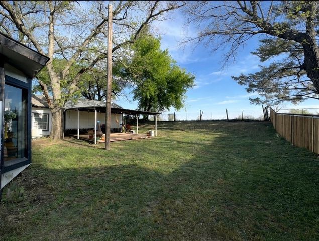 440 Hillcroft Drive, Weatherford, TX 76087