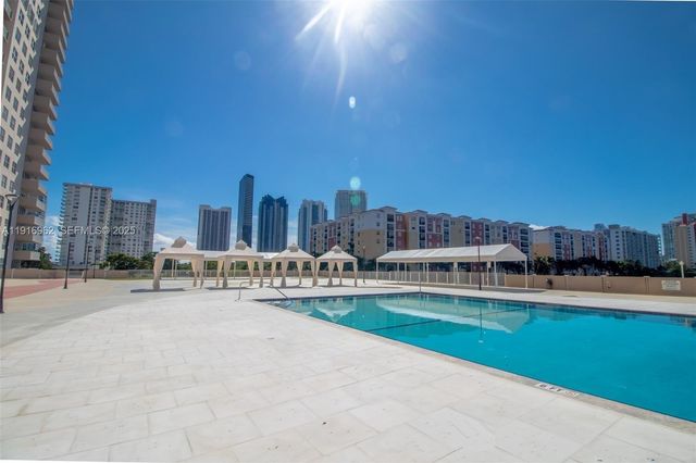 250 174th St 1212, Sunny Isles Beach, FL 33160