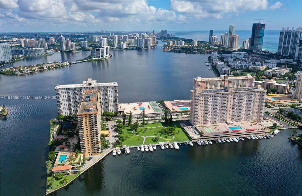 250 174th St 1212, Sunny Isles Beach, FL 33160