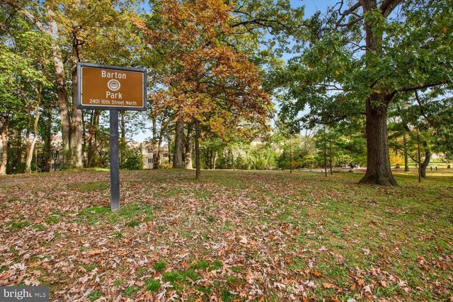 109 N BROOKSIDE DR, Arlington, VA 22201