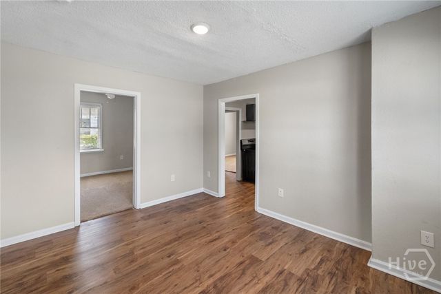 132 Jenks Street, Savannah, GA 31415