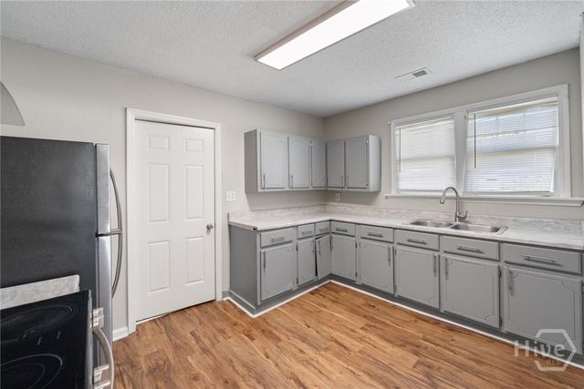 132 Jenks Street, Savannah, GA 31415