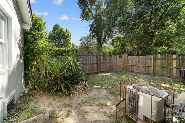 132 Jenks Street, Savannah, GA 31415