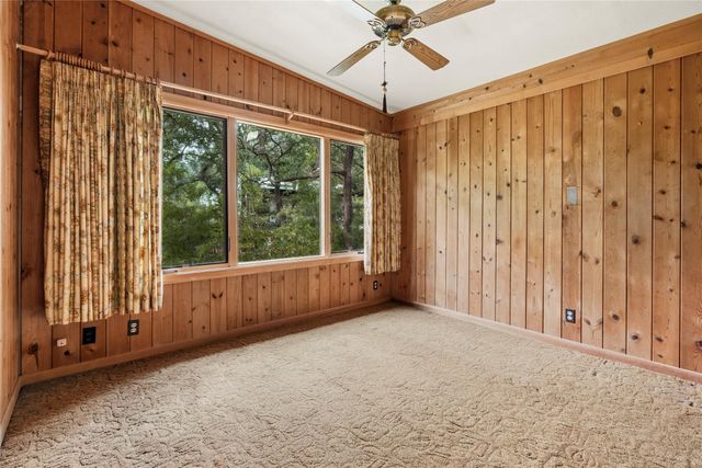 4927 Strass DR, Austin, TX 78731