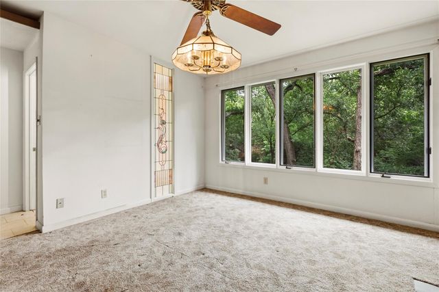 4927 Strass DR, Austin, TX 78731