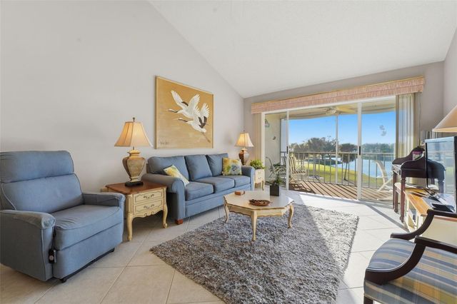 437 CERROMAR LANE 520, Venice, FL 34293