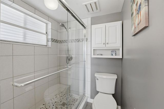 437 CERROMAR LANE 520, Venice, FL 34293