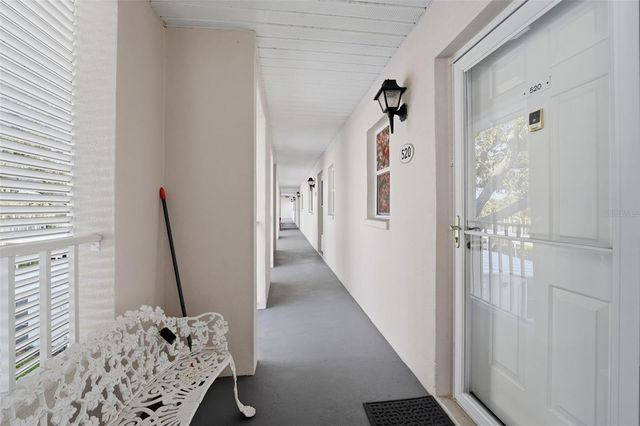 437 CERROMAR LANE 520, Venice, FL 34293