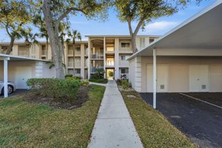 437 CERROMAR LANE 520, Venice, FL 34293