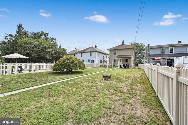 324 S LINCOLN ST, Palmyra, PA 17078