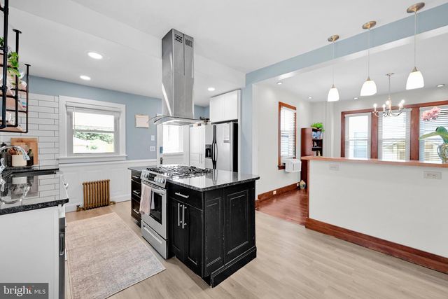 324 S LINCOLN ST, Palmyra, PA 17078