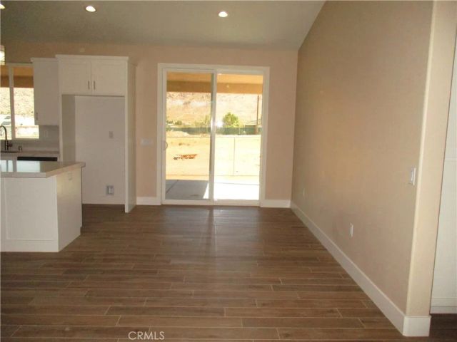 24980 Flint Road, Apple Valley, CA 92307