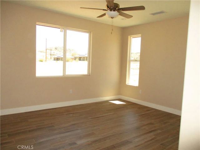 24980 Flint Road, Apple Valley, CA 92307