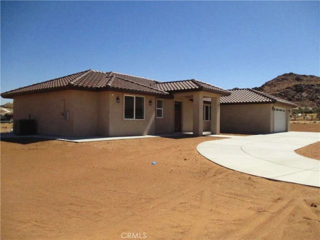 24980 Flint Road, Apple Valley, CA 92307
