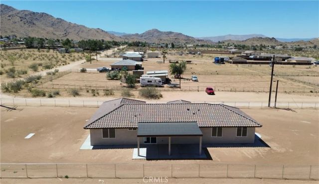 24980 Flint Road, Apple Valley, CA 92307