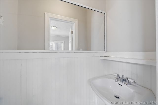 3239 E 4th Street, Tulsa, OK 74104