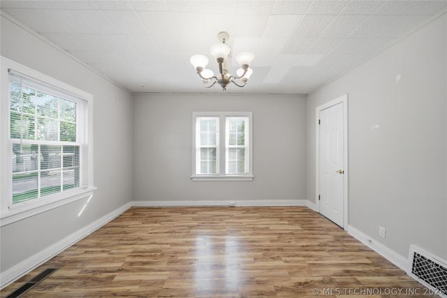 3239 E 4th Street, Tulsa, OK 74104