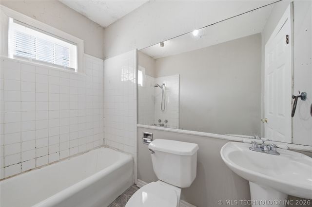 3239 E 4th Street, Tulsa, OK 74104