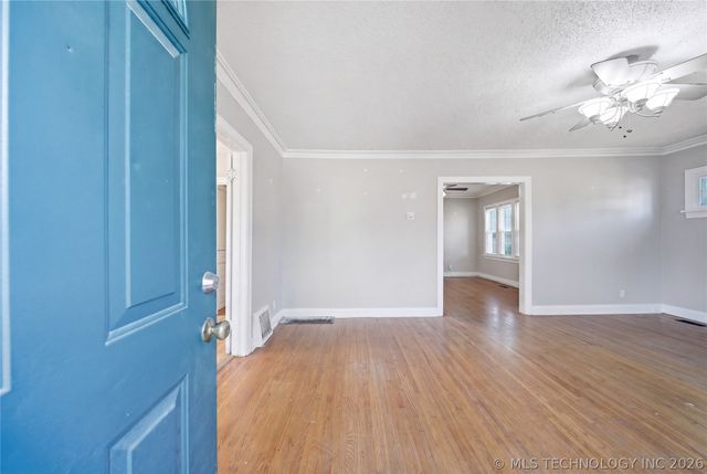 3239 E 4th Street, Tulsa, OK 74104