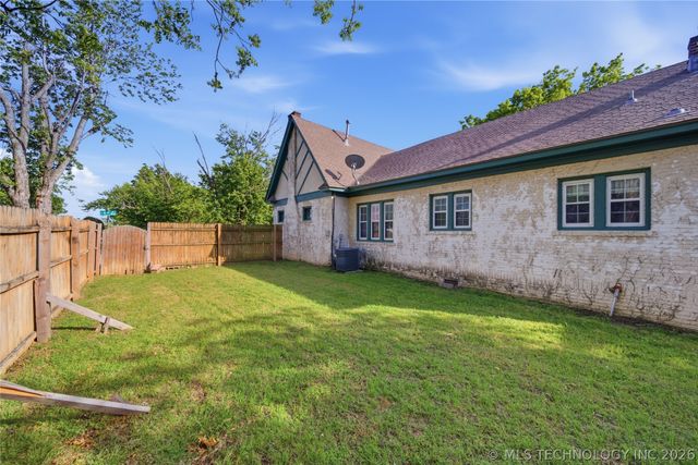 3239 E 4th Street, Tulsa, OK 74104
