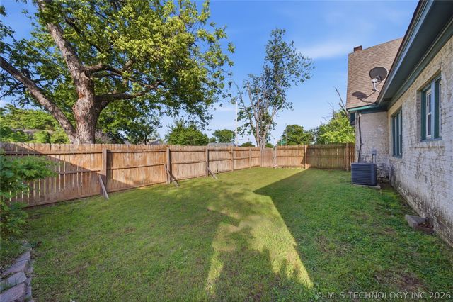 3239 E 4th Street, Tulsa, OK 74104