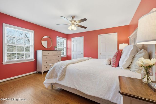 2006 Round Ridge Rd, Louisville, KY 40207