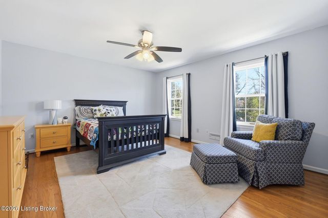 2006 Round Ridge Rd, Louisville, KY 40207