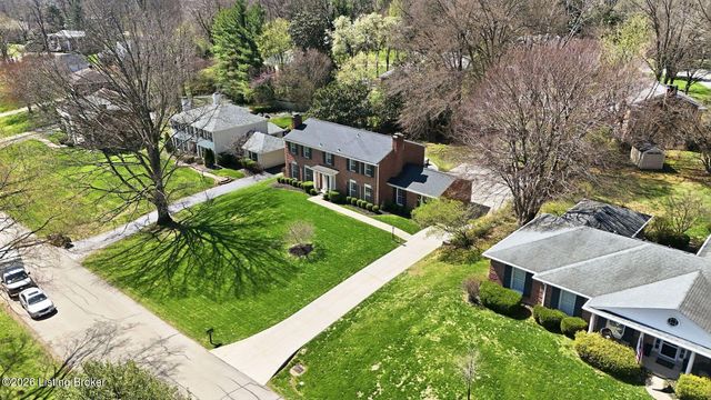 2006 Round Ridge Rd, Louisville, KY 40207