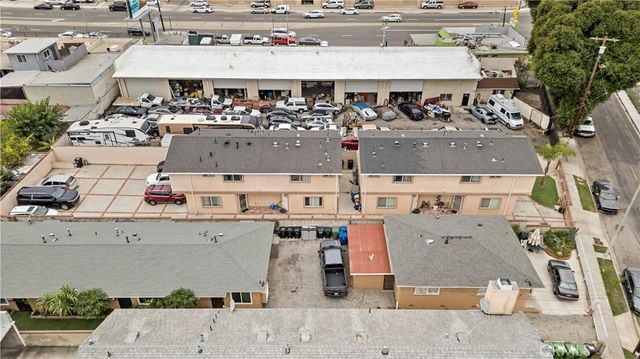 1652 Plaza Del Amo, Torrance, CA 90501