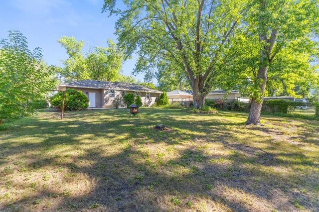 10913 Washington Street NE, Blaine, MN 55434