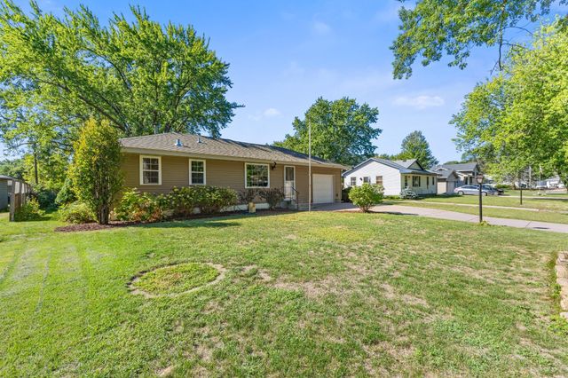 10913 Washington Street NE, Blaine, MN 55434