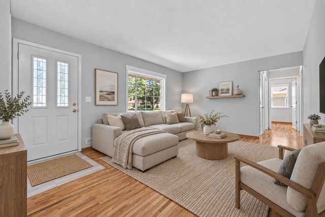 10913 Washington Street NE, Blaine, MN 55434
