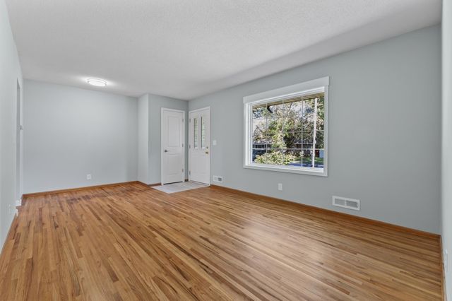 10913 Washington Street NE, Blaine, MN 55434