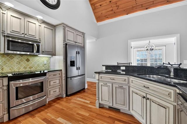 241 Cartecay Trace, Ellijay, GA 30536