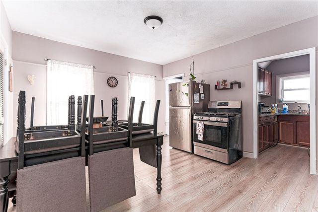 11 Appleton Avenue, Pawtucket, RI 02860