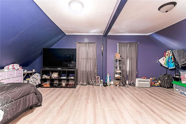 11 Appleton Avenue, Pawtucket, RI 02860