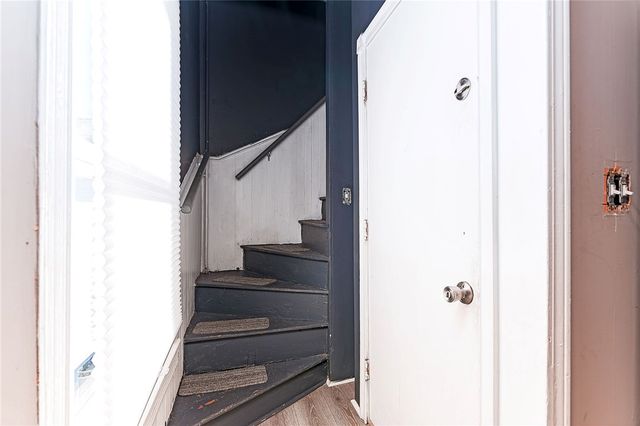 11 Appleton Avenue, Pawtucket, RI 02860