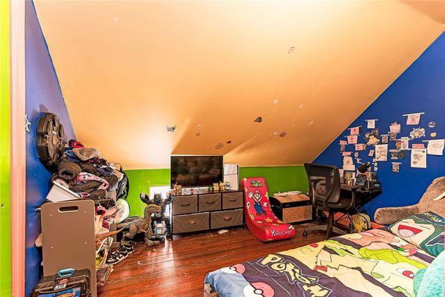 11 Appleton Avenue, Pawtucket, RI 02860