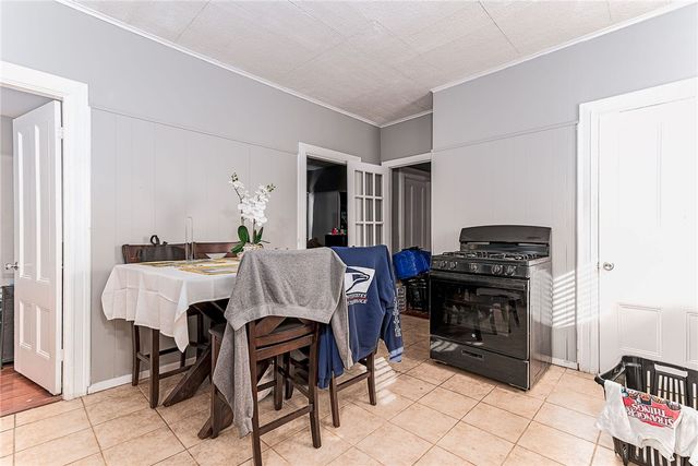 11 Appleton Avenue, Pawtucket, RI 02860