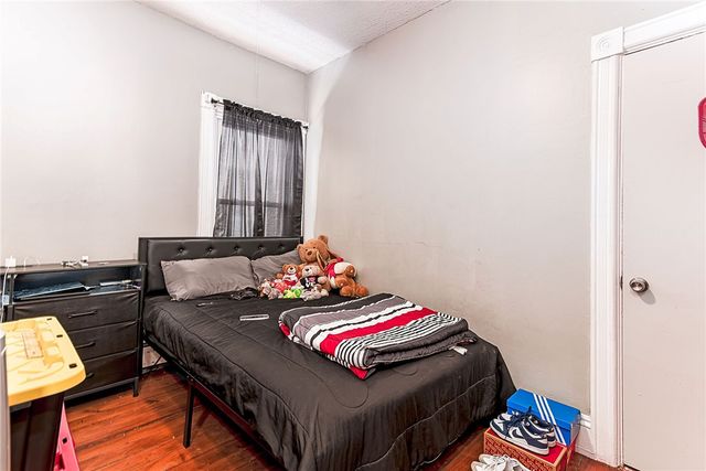 11 Appleton Avenue, Pawtucket, RI 02860