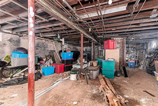 11 Appleton Avenue, Pawtucket, RI 02860