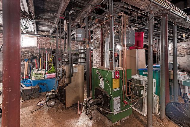 11 Appleton Avenue, Pawtucket, RI 02860