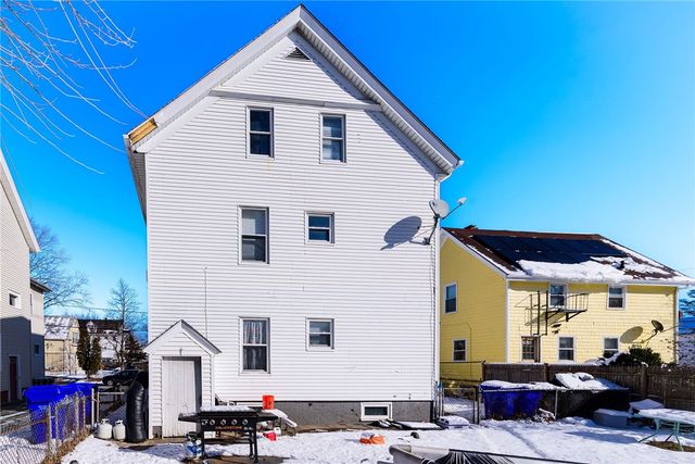 11 Appleton Avenue, Pawtucket, RI 02860