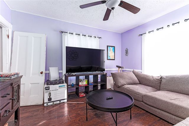 11 Appleton Avenue, Pawtucket, RI 02860