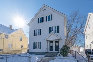 11 Appleton Avenue, Pawtucket, RI 02860