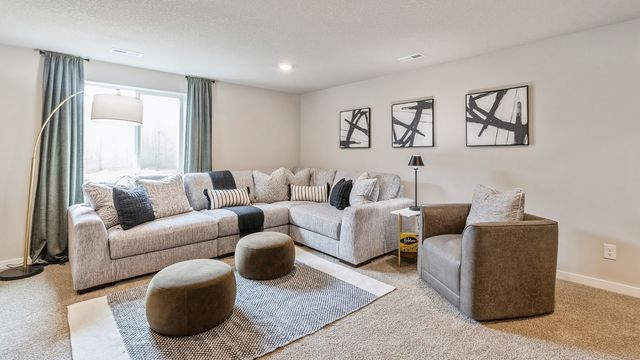3510 Azalea Drive, Waukee, IA 50263