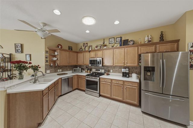 11322 CAMBRAY CREEK LOOP, Riverview, FL 33579