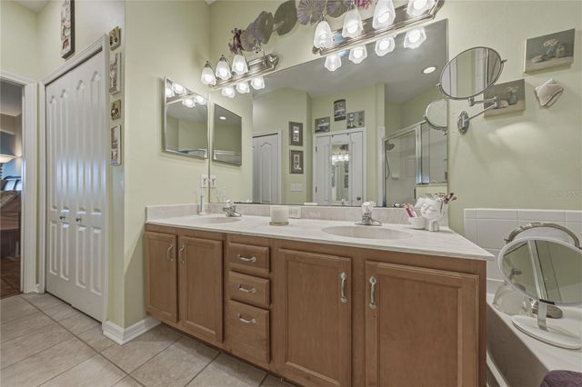 11322 CAMBRAY CREEK LOOP, Riverview, FL 33579