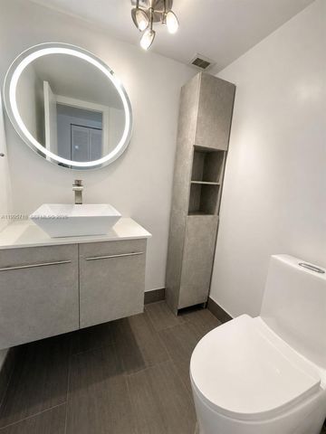 2750 NE 183rd Street 2407, Aventura, FL 33160